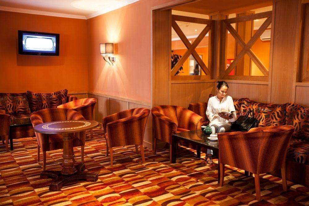 Chagala Atyrau Hotel Exterior foto